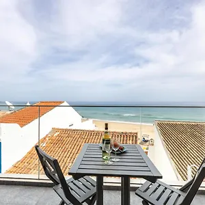 Apartment Frontline Seaview, Budens